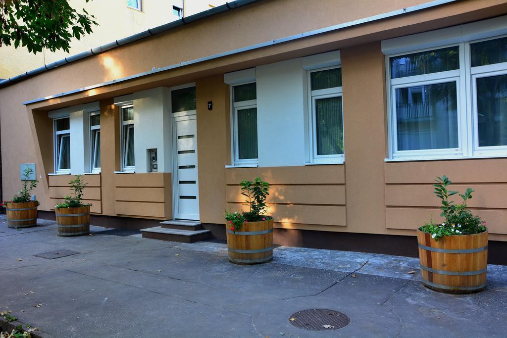Bodza Apartmanok Έγκερ Δωμάτιο φωτογραφία