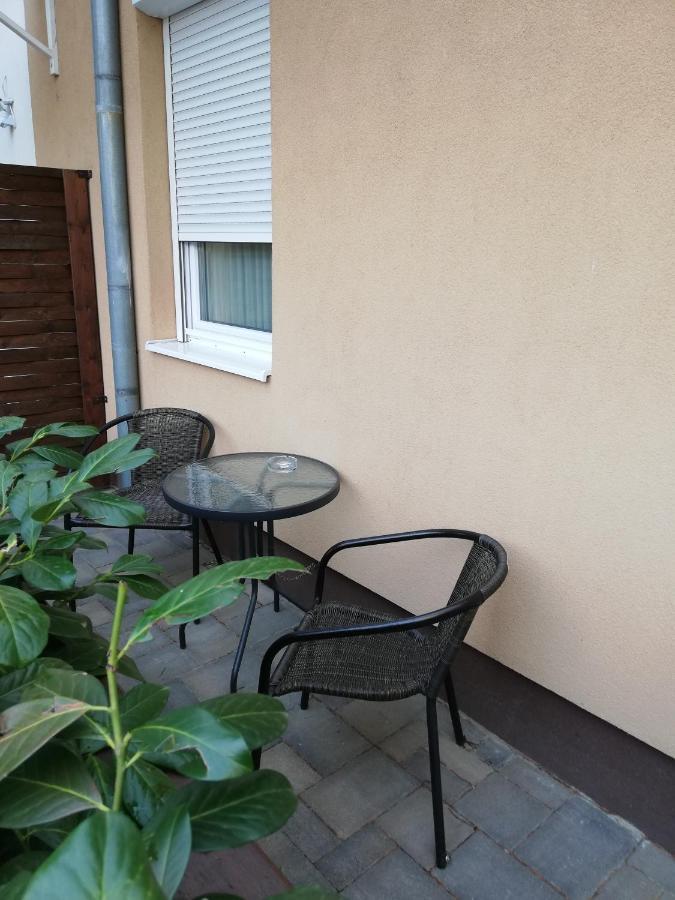 Bodza Apartmanok Έγκερ Εξωτερικό φωτογραφία